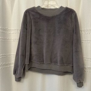 Short fluffy gray sweater